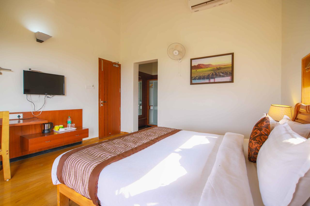 V Resorts Soma Vine Village Mahirāvani Exterior foto